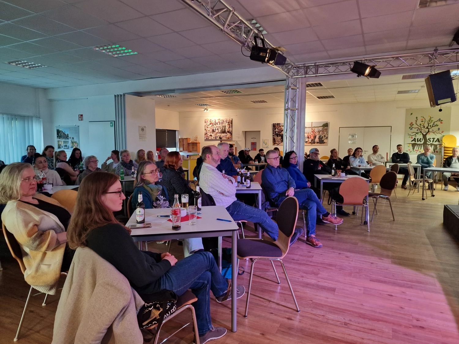 Bürgerservice für Migranten gruppe. vom Bürgerservice für Migranten