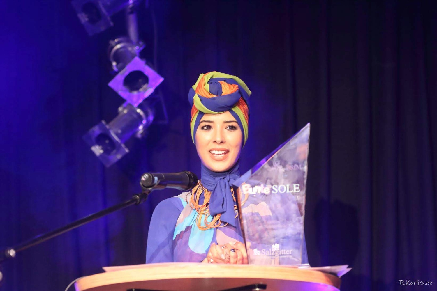 Bürgerservice für Migranten gruppe. vom Bürgerservice für Migranten