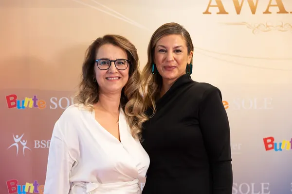 Zeynep Avci & Fans – Foto 15