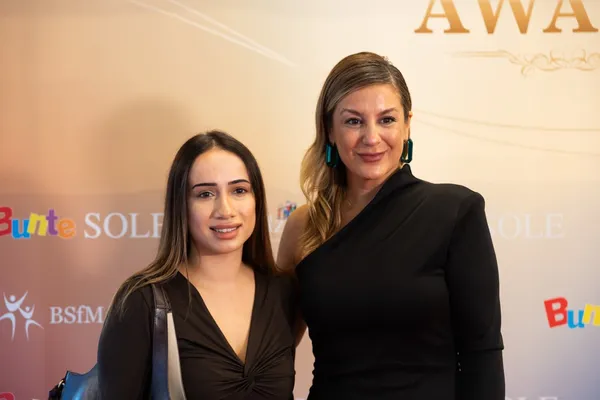 Zeynep Avci & Fans – Foto 36