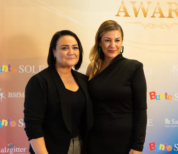 Zeynep Avci & Fans – Foto 40